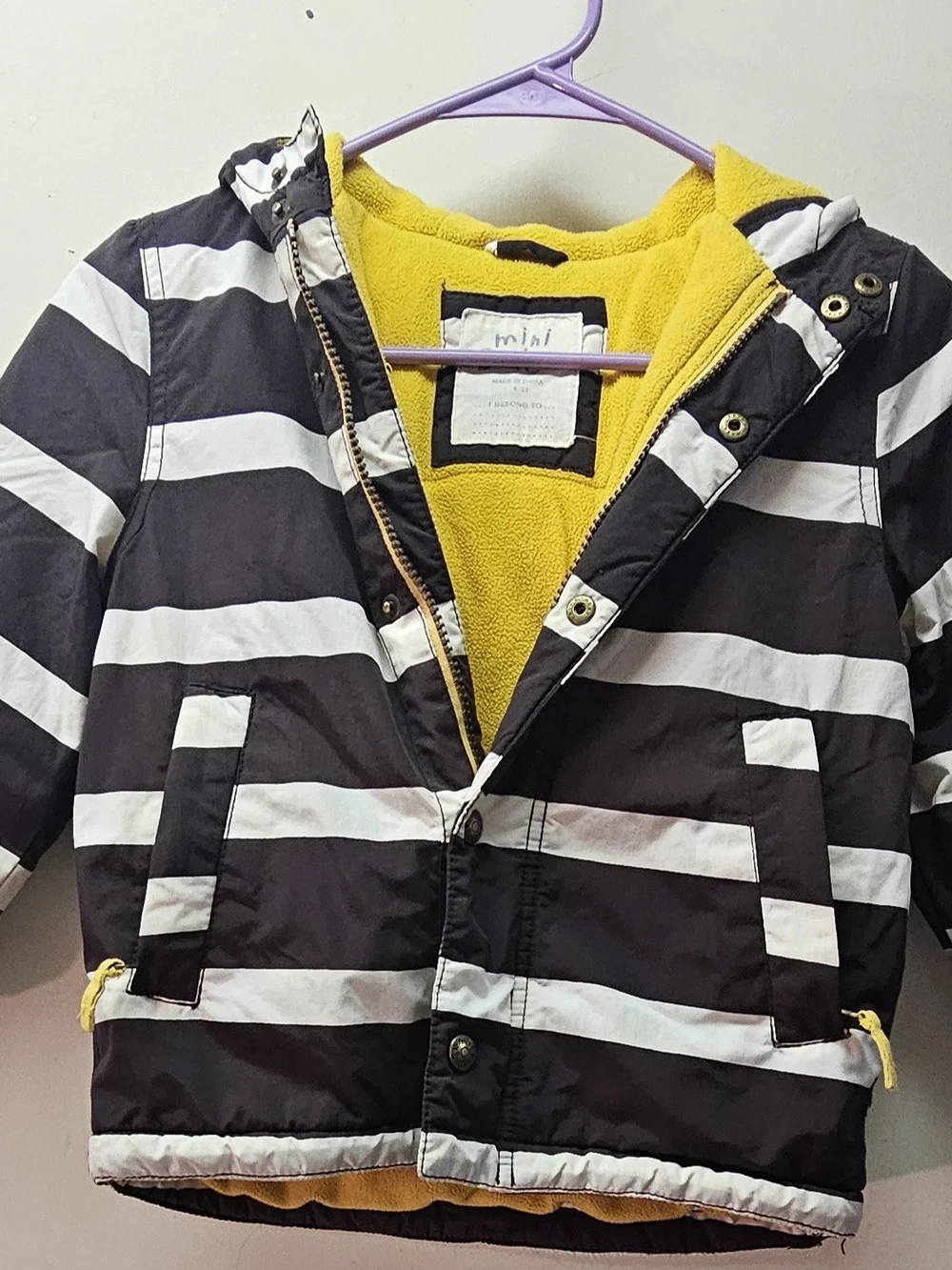 Boden Black & White Striped Puffer Jacket with Yellow Lining